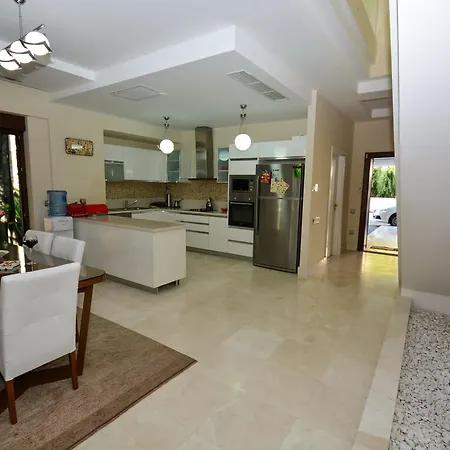 Carat Park A24/1 Vila Belek